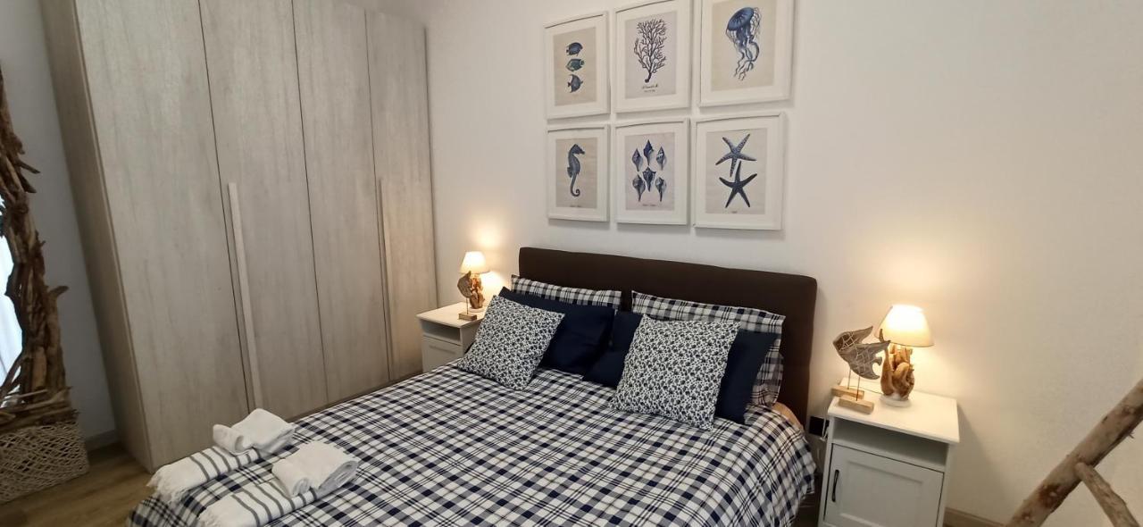 Casa Fronte Del Porto Apartment Бари Екстериор снимка